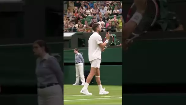 🎾 Wimbledon😱😱 Ce point fou remporté par Tomáš Macháč !! #Shorts