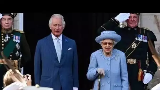 Le rôle de la reine officiellement réécrit par Palace alors que les tâches sont réduites après des c