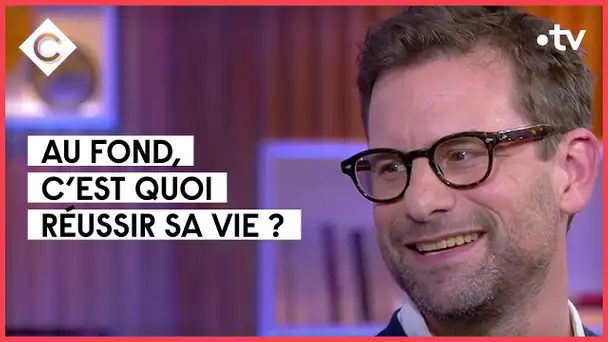 Prix Goncourt, un tremblement d'identité, avec Nicolas Mathieu - C à vous - 23/02/2022