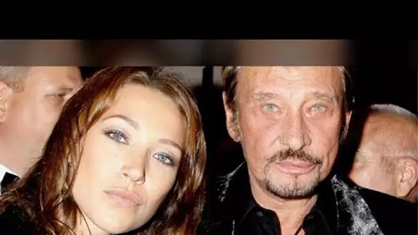 Quand Johnny Hallyday évitait les tête-à-tête avec sa fille Laura Smet en vacances