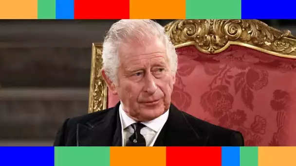 Charles III ému aux larmes aux côtés de Camilla : leur première visite bouleversante au Parlement