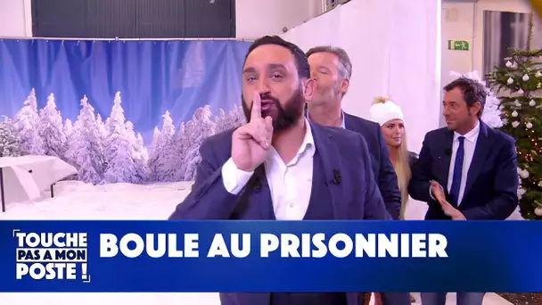 Les chroniqueurs jouent à la boule au prisonnier