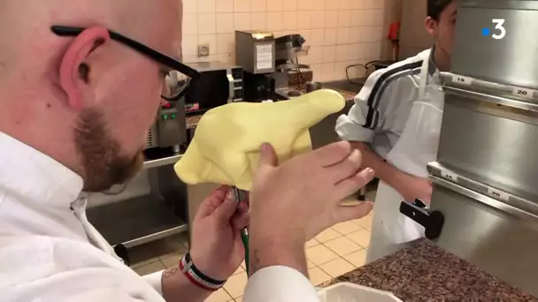 Saulieu : une bûche de Noël en hommage à l'Ours blanc de François Pompon