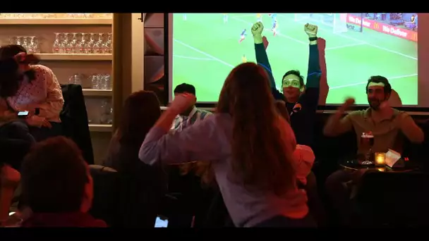 Coup du monde : à Paris, les supporters des Bleus saluent «un beau début» de compétition