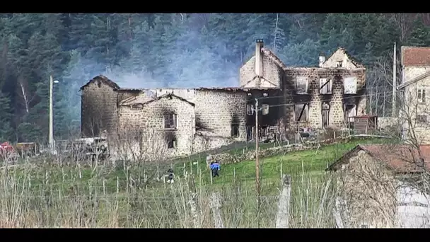 Trois gendarmes tués : qui était le forcené "survivaliste" de Saint-Just ?