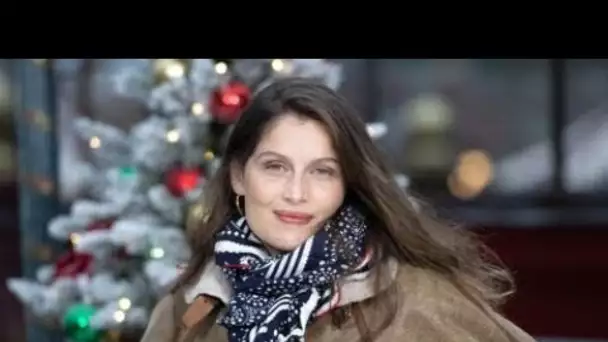 « Elle ne sait même pas jouer » : Laetitia Casta revient sur les critiques...