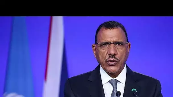 Tentative de coup d'Etat au Niger, le président Mohamed Bazoum retenu