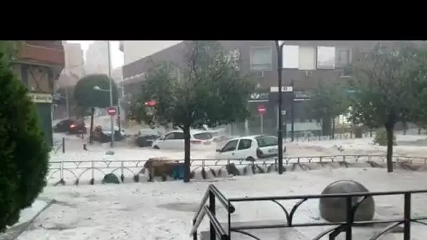 Espagne : des rues transformées en rivières après de violents orages