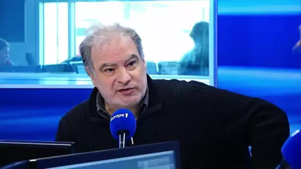 Raphaël Mezrahi : "Être humoriste, ce n'est pas lire et apprendre des vannes par cœur, c'est un é…