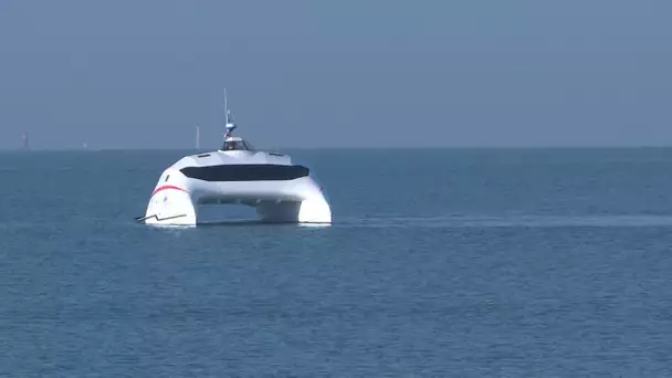 La Rochelle : essais en mer de la navette A2V