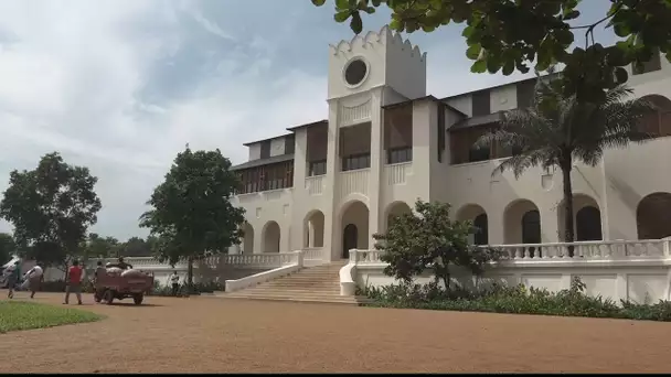 Le palais de Lomé, symbole des colonies, réhabilité en centre d'art !