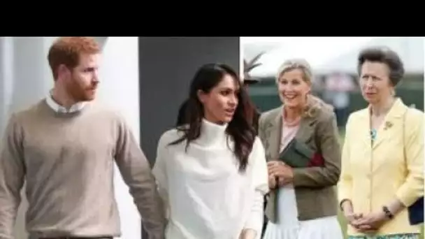 Meghan et Harry "ne pourraient pas être plus éloignés" de l'image royale "loyale" d'Anne et Sophie