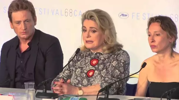 Catherine Deneuve répond à la caricature de Charlie Hebdo