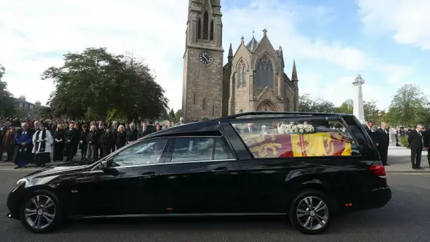 En direct : le cortège funéraire de la reine Elizabeth II a quitté le château de Balmoral