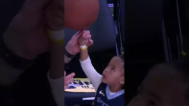 Ja Morant's Daughter Kaari Learned A New Trick 😂