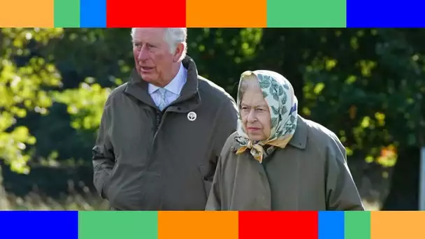 Prince Charles  pourquoi a t il rejoint sa mère Elizabeth II à Balmoral