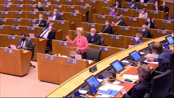 Vif échange entre Ursula von der Leyen et un député d'extrême droite sur l'immigration