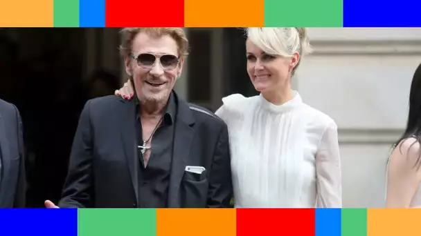 ✟  “Je t'aime pour toujours” : pour les 4 ans de la mort de Johnny, Laeticia Hallyday dévoile une vi