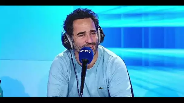 EXTRAIT - Quand Florent Peyre imite Nikos Aliagas et Cyril Hanouna