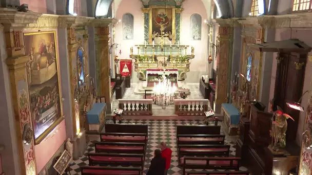 Découvrez l’histoire de la chapelle du Saint Suaire dans la rubrique « histoire d’un lieu »