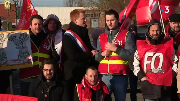 Englos : manifestation des salariés Castorama