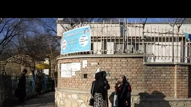 Afghanistan : les universités interdites aux filles pour non respect du code vestimentaire