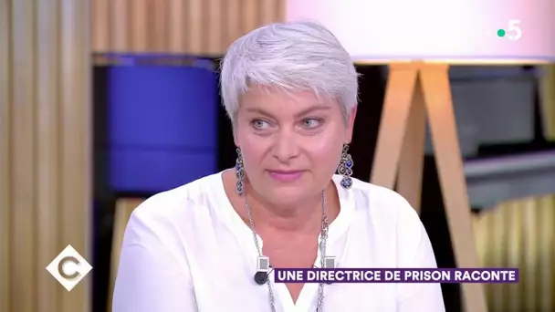 Une directrice de prison raconte - C à Vous - 08/10/2019