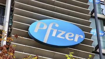 Covid-19 : Révélations du chef de Pfizer sur la 5e vague