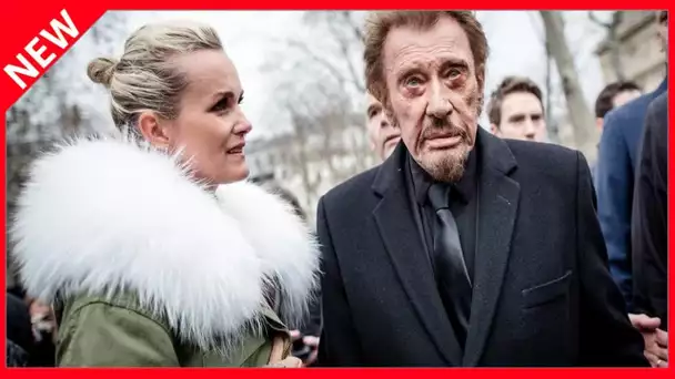 ✅  Biopic de Johnny Hallyday : le démenti formel de Laeticia Hallyday