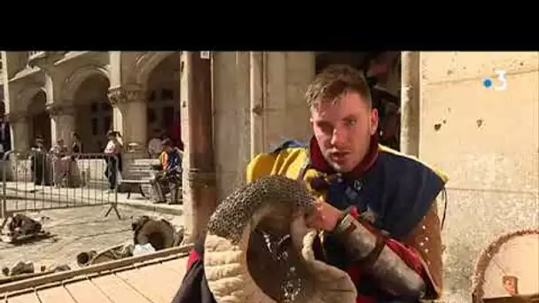 Des chevaliers au château de Pierrefonds pour un tournoi de béhourd