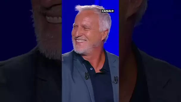 La tenue spéciale de David Ginola à Brest 😂