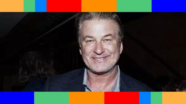 ✟  Alec Baldwin auteur d'un tir mortel : le passif embarrassant de l'assistant réalisateur, déjà mis