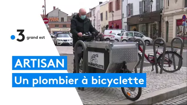 Rencontre avec un plombier à bicyclette