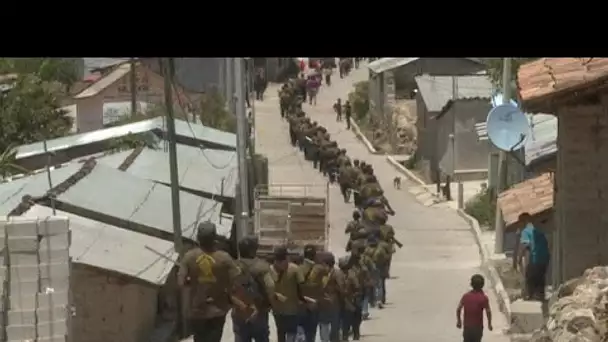 Des enfants contre les trafiquants : des adolescents mexicains entraînés au combat