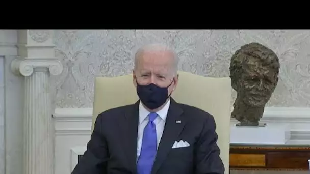 États-Unis : Joe Biden tacle sévèrement les États qui lèvent l'obligation du port du masque