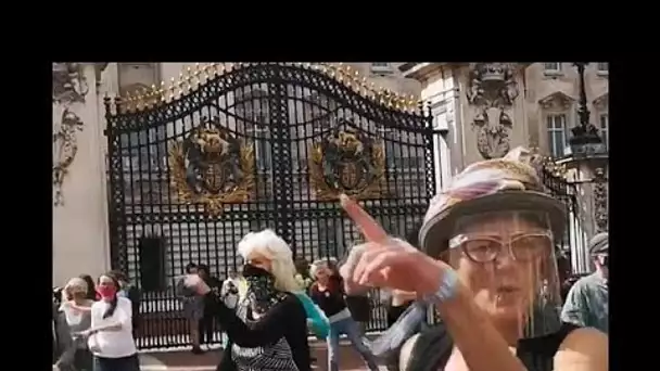 "Stayin' Alive" : l'hymne des militants écologistes à Londres