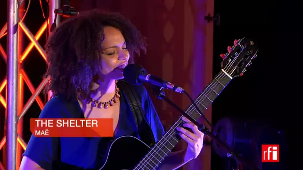 Maë chante "The Shelter" - Libres ensemble RFI-OIF