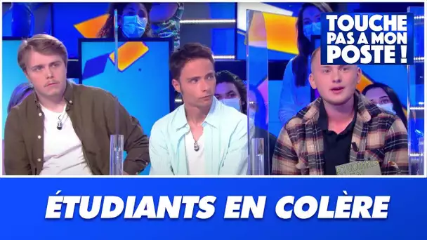 Les étudiants en colère au sujet des examens !