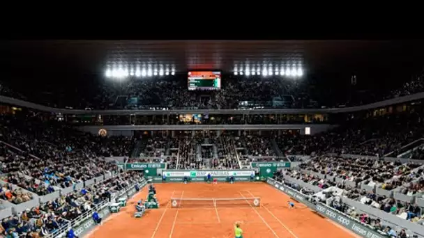 «Night session» de Roland-Garros : «On a quasiment coupé le sifflet aux femmes»