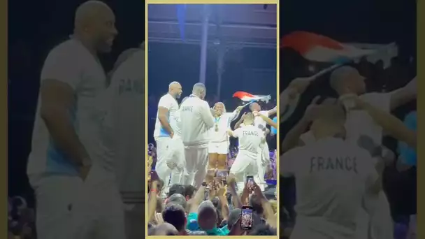 L'incroyable fête des Bleus au Club France