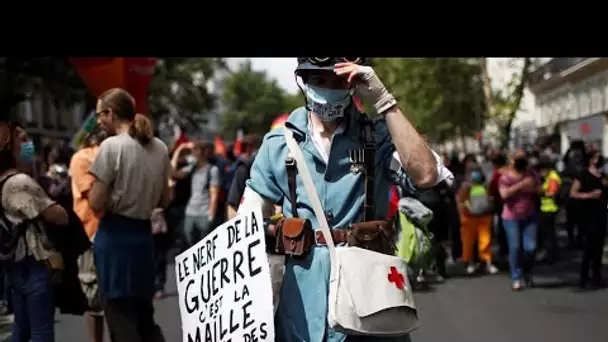 14 juillet : manifestations de soignants et de gilets jaunes à Paris