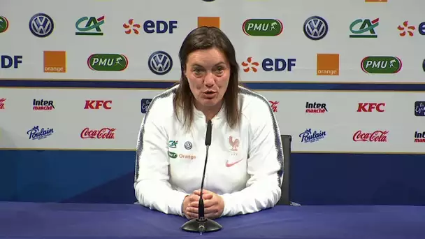 Corinne Diacre: "Les joueuses sont sereines"