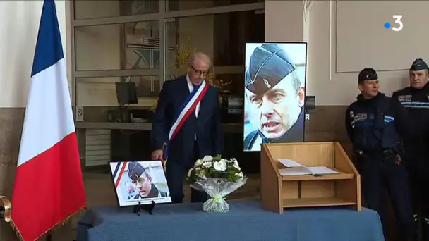 Marcq-en-Baroeul : l&#039;hommage au lieutenant-colonel et héros Arnaud Beltrame