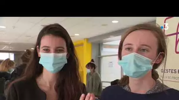 Tours : les étudiants en médecine font de la prévention pour la Covid-19