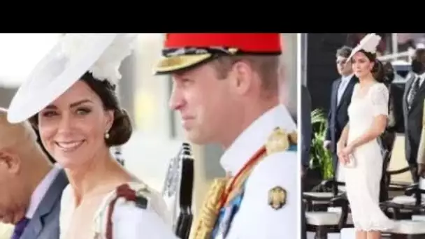 Kate regarde son prince en uniforme avant leur départ dans le Land Rover utilisé par Queen & Philip