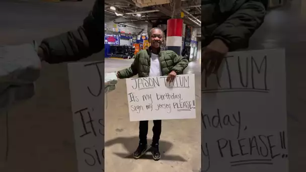 Jayson Tatum gifts a young fan his shoes! 🥲