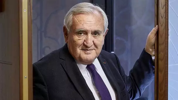 Jean-Pierre Raffarin est face à Jean-Jacques Bourdin à 8H30 sur RMC et BFMTV