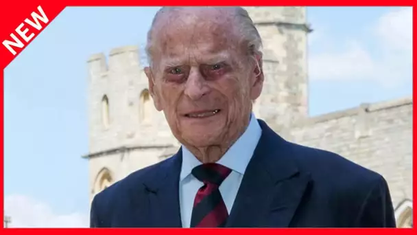 ✅  Mort du prince Philip : la princesse Anne et le prince Edward rendent hommage