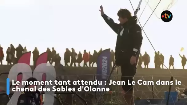 Le moment tant attendu : Jean Le Cam dans le chenal des Sables d'Olonne