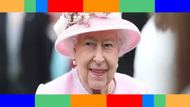 Elizabeth II embauche à Buckingham  voici les personnes qu'elle recherche